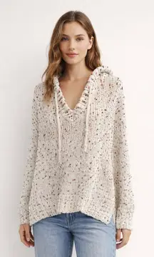 POL Confetti Speckled Cream V-Neck  Pullover Distressed Sweater size Large