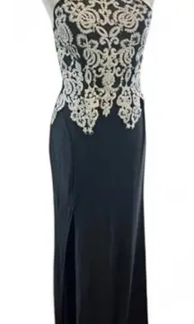 Windsor NWT  Black Embellished Halter Gown Size 7 For Your Villain Era