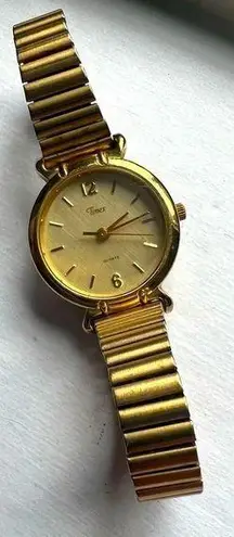 Timex Ladies Watch Vintage Gold-Tone Stainless Steel Stretch Band and Dial