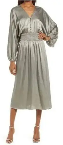 Elliatt Sporades Long Sleeve Dress in Sage Size Small