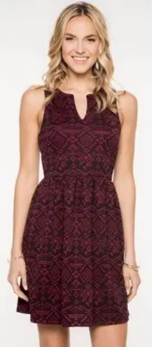 Everly  Aztec V-Neck A-line Dress Small