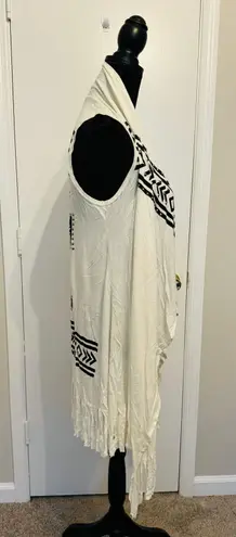 Vocal Cross Rhinestone Fringe Open Front Long Vest White M