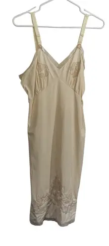 VTG Movie Star Women’s Intimates Size 34 Sleepwear Lace Nightgown Made in USA