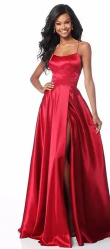 Sherri Hill Red Prom Dress / Ball Gown