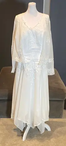 Women’s White Chiffon Formal Dress Floral Lace Detail & Matching Jacket Size 14