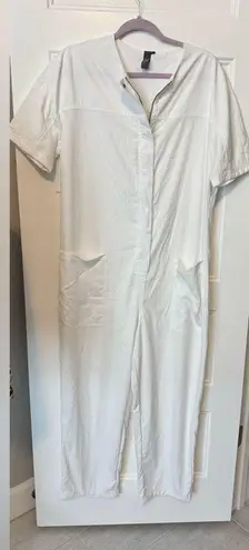 Sweaty Betty NWT Agile Boilersuit in White
Size Large