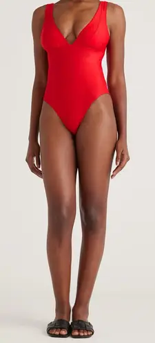 Quince NWT Cherry Red Women’s Italian Plunge One-Piece Swimsuit Sz L 🍒