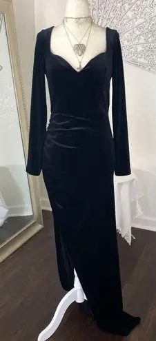 Early 2000's Black Elegant Glam Vintage Romantic Goth Velvet Formal Prom Dress M Size M