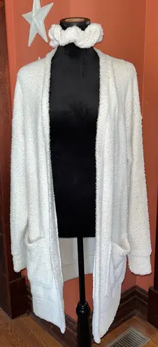 Steve Madden NWT- fuzzy sweater +scrunchie set