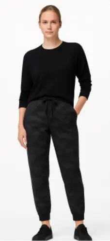 Lululemon  Stretch High-Rise Jogger *Full Length
Heritage 365 Camo- Size 4 - Image 1