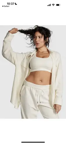 Victoria Sport Victoria’s Secret PINK reverse fleece shacket in creamer white size S small