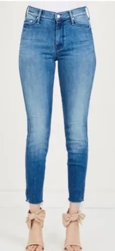 MOTHER Vamp Fray Jeans In Crack The Whip Wash Women’s Size 26 Preppy Classic Blue