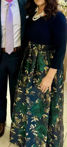 Jessica Howard Blue Green And Metallic Gold Pleated Formal Evening Gown Maxi Dress