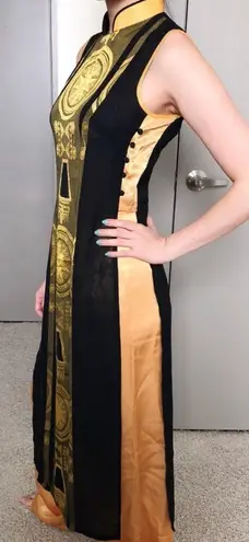 Vietnamese Sleeveless Chic Ao Dai Gold Black Top