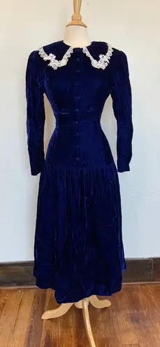 Gunne Sax Vintage 70s Renaissance Victorian Long Sleeve Velvet Lace Dress