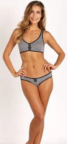 Beach Bunny Barely There By Bralette 34C