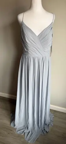 Hayley Paige Occasions NWT Hayley Paige 5855 Platinum Blue V-Neck Strappy Back Chiffon Gown Womens 10