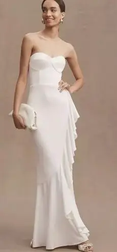 Dress the Population  Paris Strapless Ruffle Mermaid Gown White M