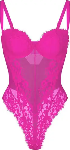 SKIMS Femme Lace Balconette Bodysuit