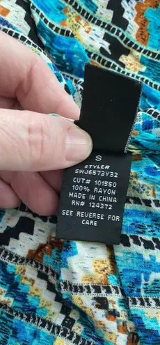 Love Tease shawl southwestern print fringed shirt sleeves longer in back Sz SM