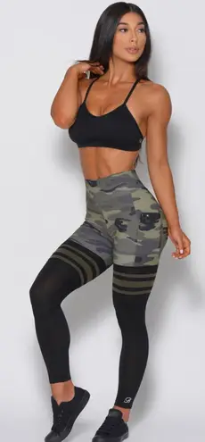Bombshell camo leggings hotsell