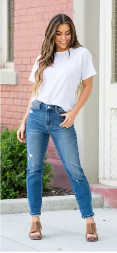 Judy Blue RAINBOW EMBROIDERED HIGH RISE CROPPED STRAIGHT LEG Size 31