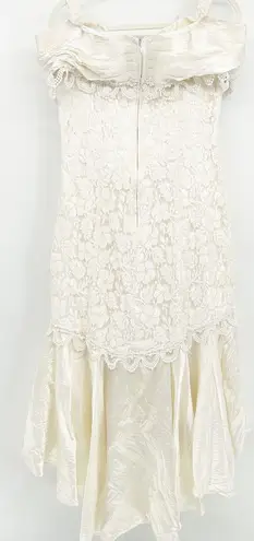 Betsy and Adam Womens Vintage 80s Ivory Lace Bridal Prom Formal Dress Size 16