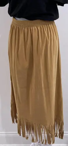 Denim & Co Vintage . Tan Suede Midi Fringe Skirt