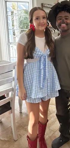 Dorothy Costume