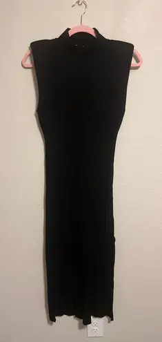 Le lis  Black Maxi Dress