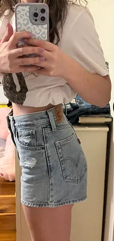 Levi's High-Waisted Mom Shorts