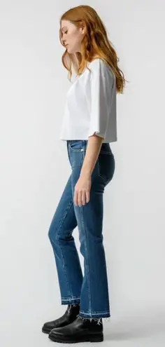 AMO Women's Bella Crop Jeans In Crush Size 28 NWT Blue