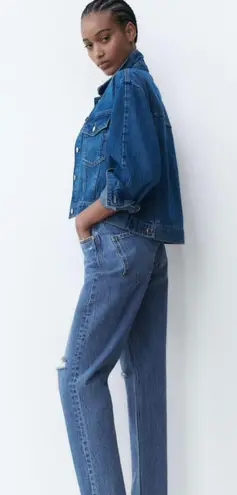 ZARA High Waisted Ripped Rigid Z1975 Mom Jeans