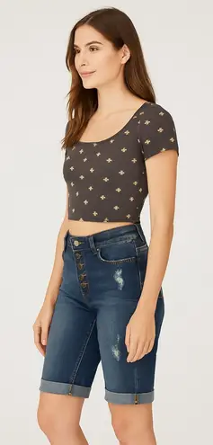 Downeast Bermuda Denim Shorts Women’s Size 6 High Rise Button Fly Distressed