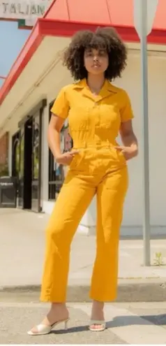 Big Bud Press Short Sleeve Zip Up Utility Jumpsuit in Mustard Yellow Size Medium