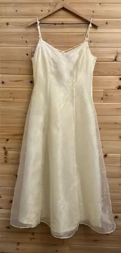 Vintage Zum Zum Niki Livas Size Medium Pale Daffodil Cross Back Floral Ball Gown Yellow