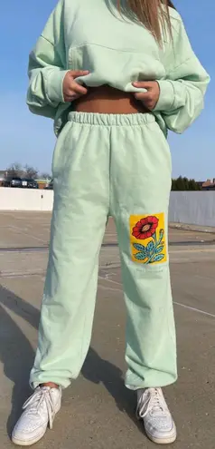 Boys Lie NEW GET BLOCKED MINT SWEATPANTS - SZ MEDIUM