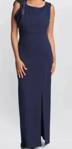 Sl Fashion NWT s Women's Sleeveless Scuba
Crepe A-Line Gown. Has some Stretch