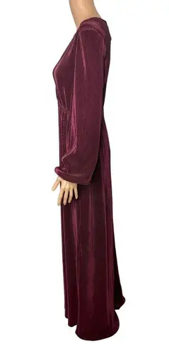 Baltic Born Venus Pleated Maxi Dress in Mulberry size L