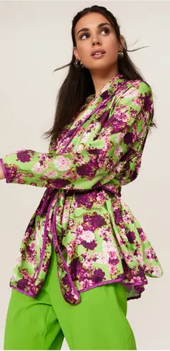 Giovanna Nicolai Silk Floral Wrap Top Size 44 Medium Purple Green Floral Chic