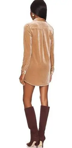 superdown  Yella Velvet Mini Dress in Champagne