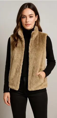 Cejun Tan Faux Fur Vest Size L | Plush Neutral Layering Piece Soft Winter Chic Size L