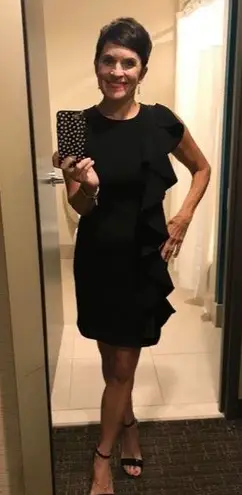 Cinq à Sept Cinq a Sept Kimberlin ruffled black cocktail mini dress size 6 small