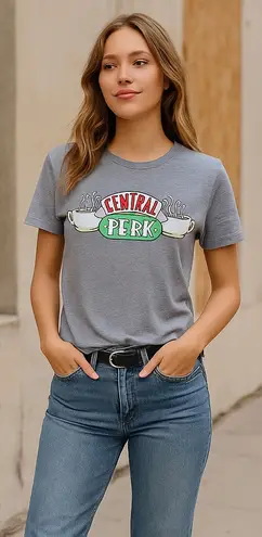 Central Perk Friends Graphic Tee | Size Small | Gray T