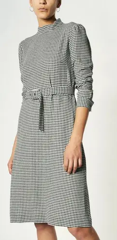 NWOT APC Brandy dress in black and white plaid Size 4