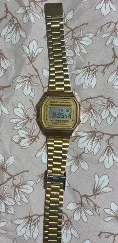 Casio COPY -  Vintage watch gold