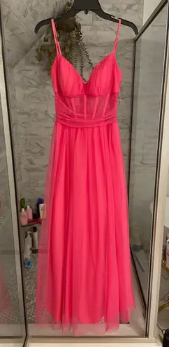 Morgan & Co Pink prom dress