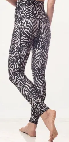 Emily Hsu Zebra Pocket Leggings Women’s XS High Waist Yoga Athleisure Gray