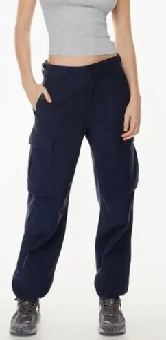 TNA aritiza navy barrel cargo jogger high rise pants 4 Blue