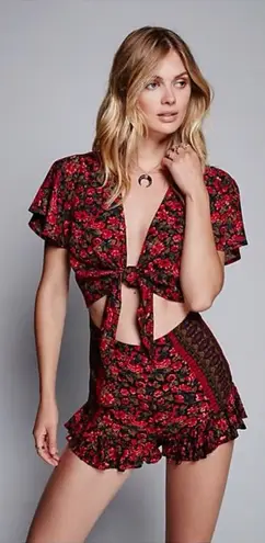 Free People  Surf Date Romper Size 4 Red Black Boho Festival - Image 1